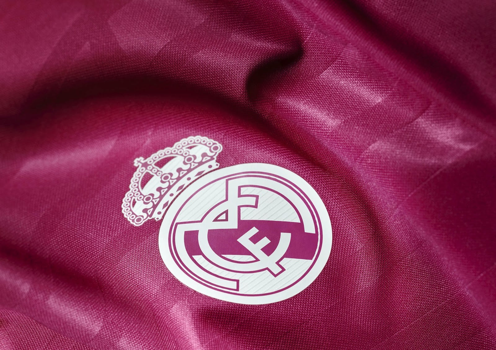 Camiseta Retro Hombre Segunda Equipación Rosa 14/15